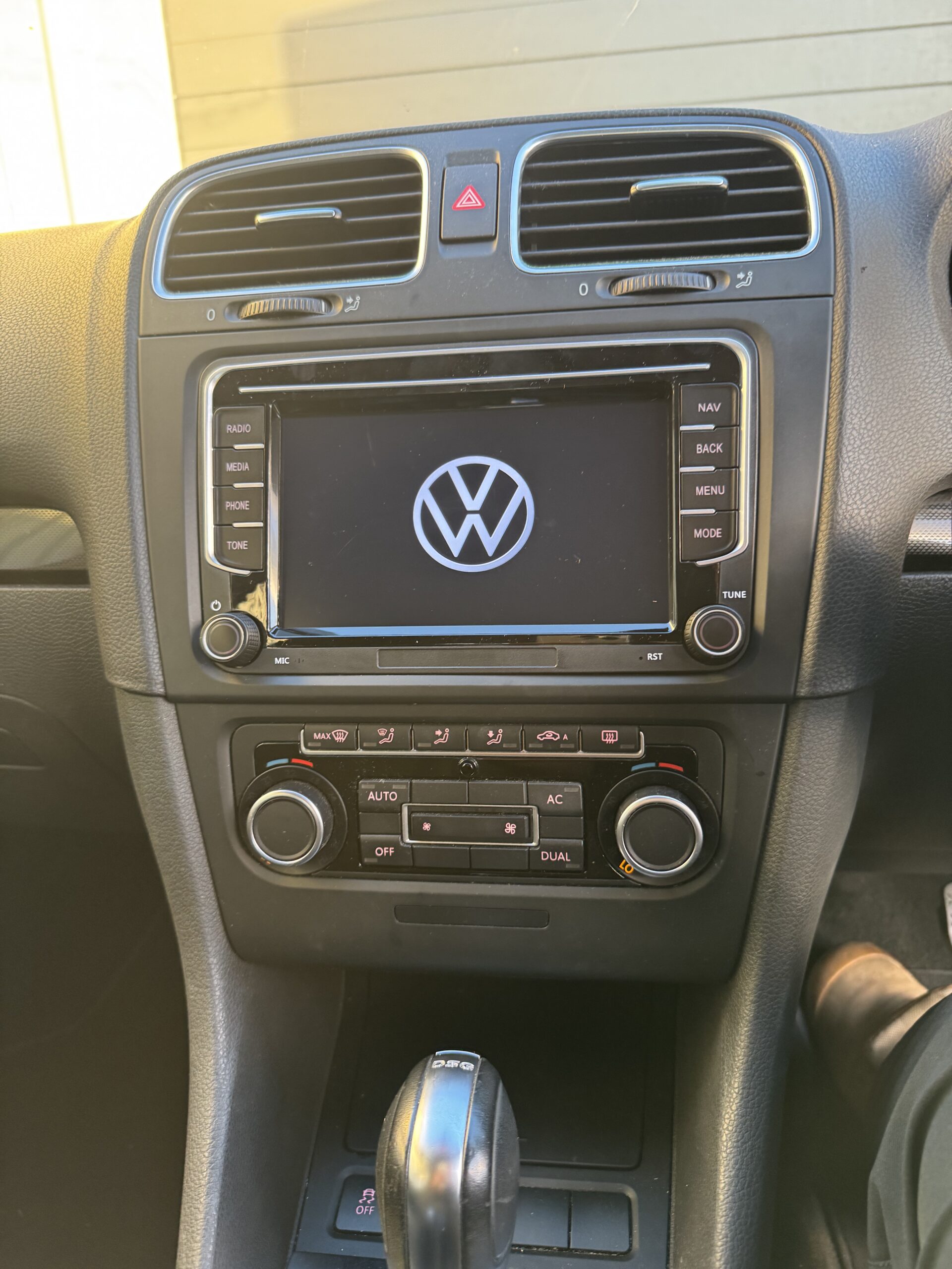 Volkswagen 7-inch Linux CarPlay & Android Auto Head Unit - Image 2