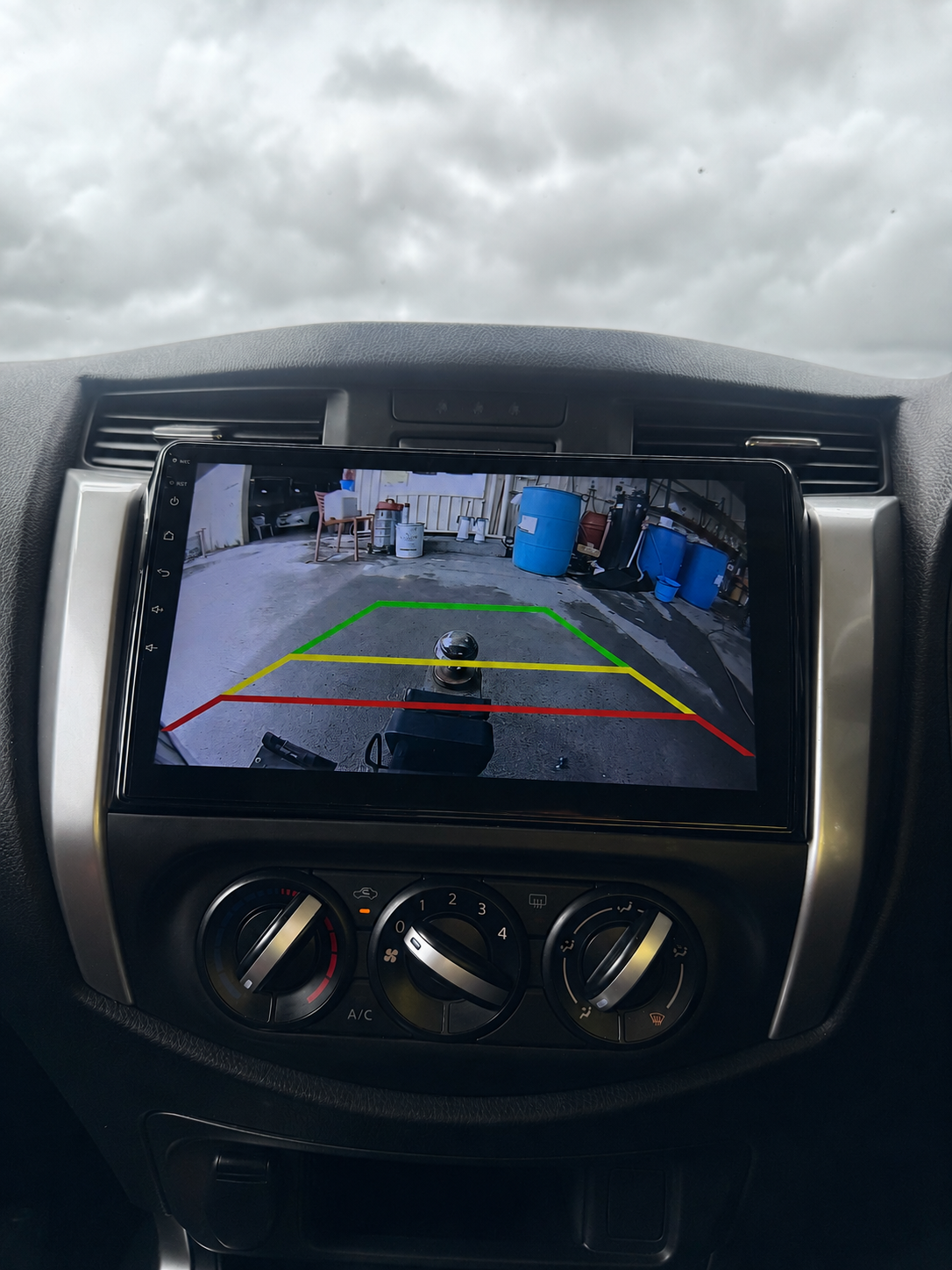 Nissan Navara NP300 2015-2022 Apple CarPlay & Android Auto Head Unit